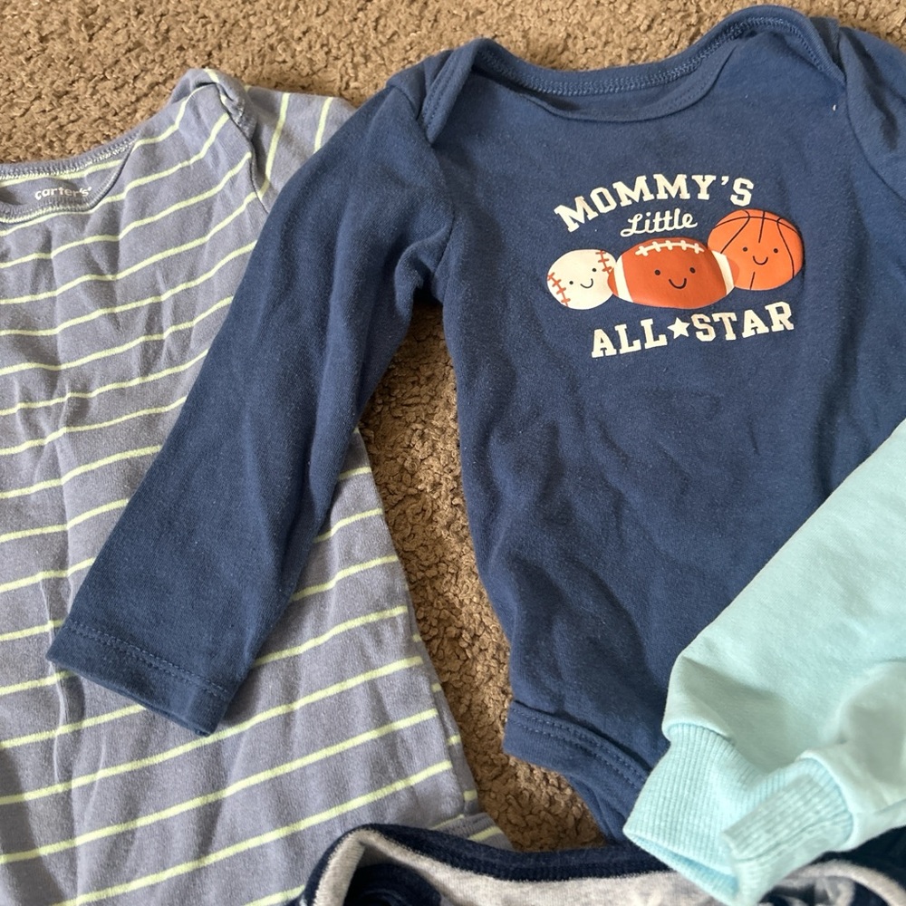 Bundle of Carters 12-18 months baby boys clothing lot easter bunny - Picture 8 of 8